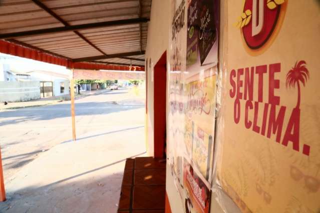 Homem de 50 anos foi espancado at&eacute; a morte pelo amigo em bar no Guanandi 