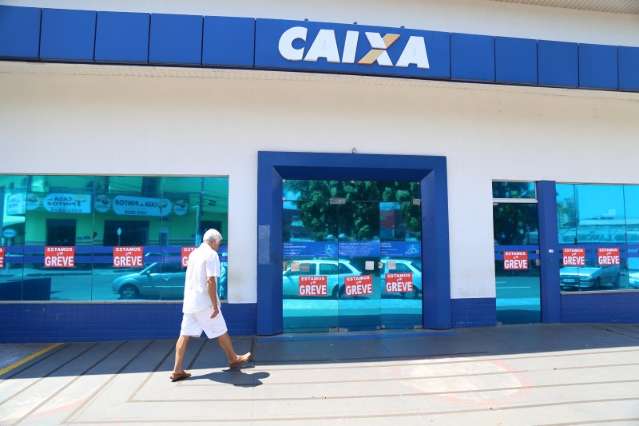 Banc&aacute;rios mant&eacute;m greve e Procon orienta sobre pagamentos em dia