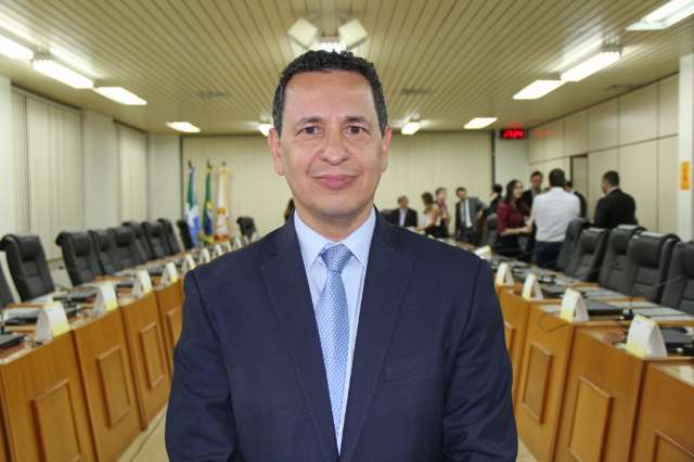 Paulo Cezar dos Passos &eacute; reeleito procurador-geral de Justi&ccedil;a em MS