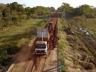 Obras na região do Pantanal é uma das prioridades do governo (Foto: Edemir Rodrigues - Governo MS)