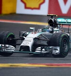 L&iacute;der do campeonato, Nico Rosberg consegue mais uma pole 