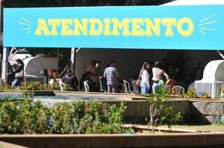 Atendimento vai das 8h às 17h, até sexta-feira, na Praça Ary Coelho (Foto: Alcides Neto)