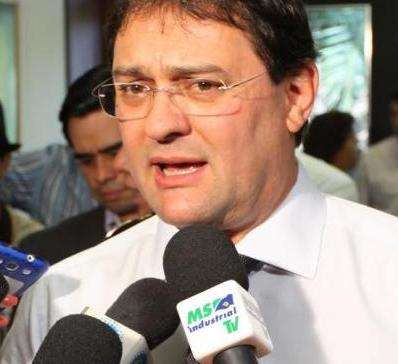 Aumento da taxa de juros &eacute; amargo, mas necess&aacute;rio, diz presidente da Fiems