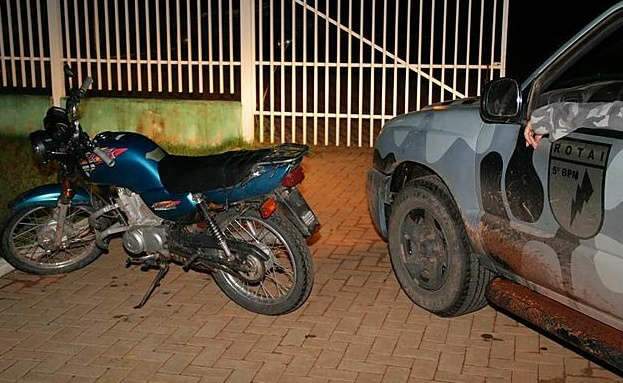 Ladr&otilde;es roubam malote com R$ 20 mil de farm&aacute;cia em Coxim