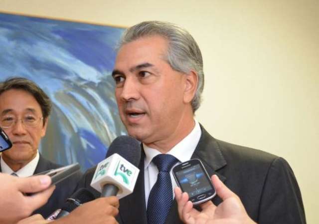 Governador lan&ccedil;a festival e participa de festa na Feira Central
