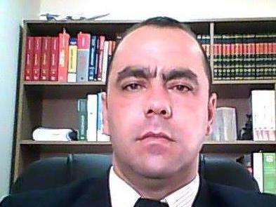 Advogado vai &agrave; Justi&ccedil;a e "oficializa" apelido dado em homenagem a m&eacute;dico