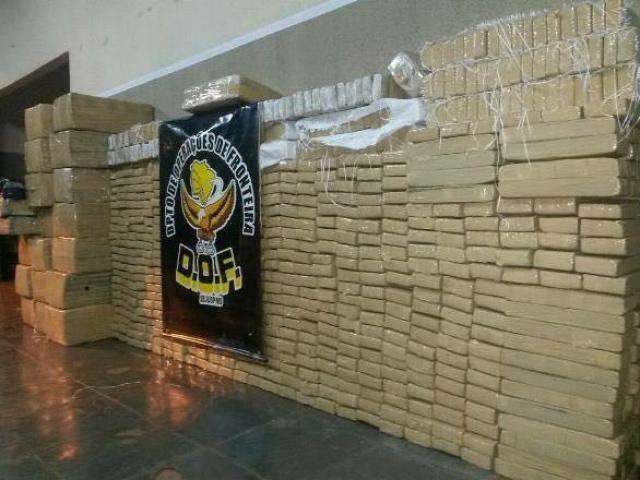 DOF tem alta de 250% no volume de apreens&otilde;es de maconha na fronteira