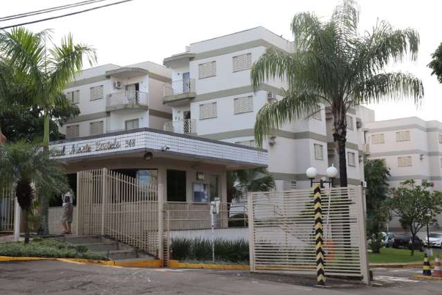 Jovem de 18 anos abandonou rec&eacute;m-nascido em escadaria de pr&eacute;dio