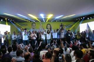 Reinaldo Azambuja não poupou críticas aos adversários durante lançamento de candidatura (Foto: Cleber Gellio)