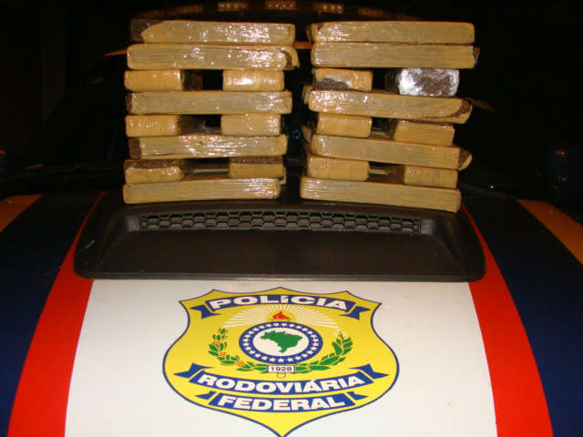  Maconha sendo levada para Cuiab&aacute; &eacute; apreendida em S&atilde;o Gabriel do Oeste