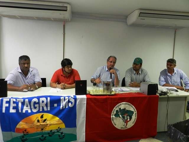 Ap&oacute;s manifesta&ccedil;&otilde;es, Incra define calend&aacute;rio de a&ccedil;&otilde;es junto ao MST