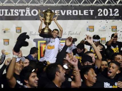  Com nova goleada, Santos vence Guarani e &eacute; tricampe&atilde;o do Paulist&atilde;o