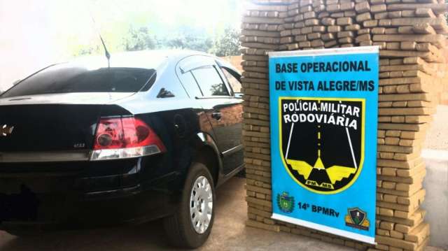 Acuado, homem abandona 500 quilos de maconha na MS-164