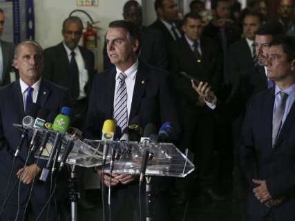 Bolsonaro elogia Mandetta e Wagner Rosário, ministros anunciados hoje