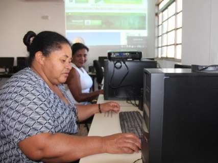 Moradores de assentamentos em MS recebem salas com acesso a internet 
