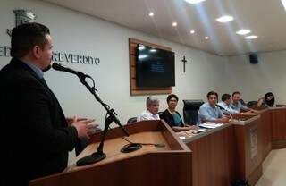 Vereadores durante reunião no lenarinho da Câmara Municipal. (Foto: Divulgação/Assessoria)