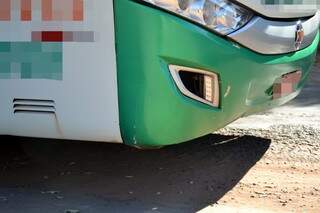 Ônibus que atropelou a vítima (Foto: O Pantaneiro)