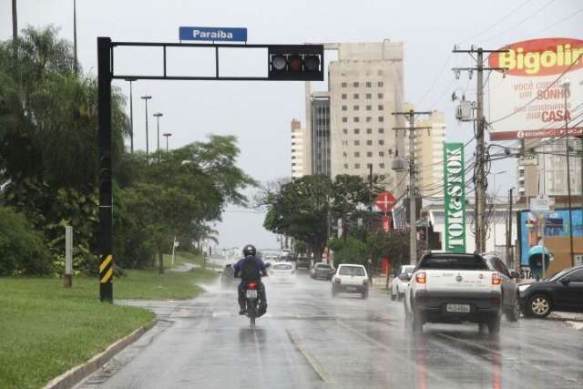 Defesa Civil do Estado emite alerta para chuva forte em v&aacute;rias regi&otilde;es