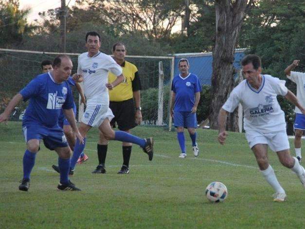 Competi&ccedil;&atilde;o tradicional de futebol society tem disputa semifinal nesta quarta