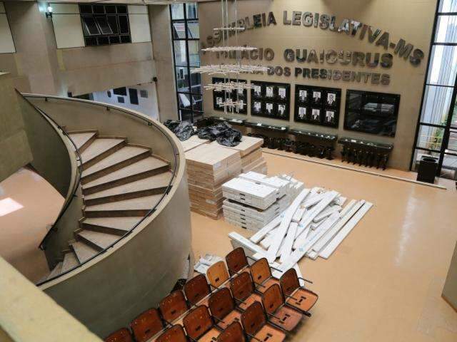 Assembleia tem &#039;for&ccedil;a-tarefa&#039; para concluir reforma em uma semana
