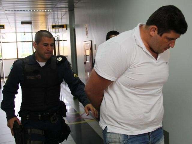 Lutador faz teste do &ldquo;borr&atilde;o de tinta&rdquo; em tentativa de provar insanidade