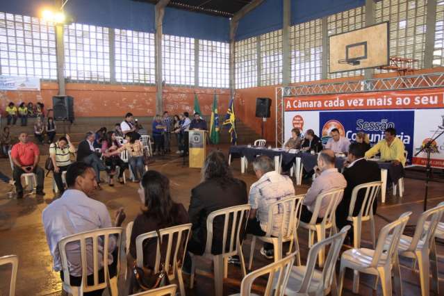 Sess&atilde;o Comunit&aacute;ria re&uacute;ne vereadores e comunidade no Itamarac&aacute;