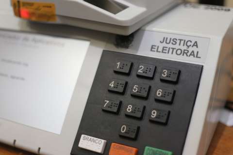 Justiça “insemina” dados em 6.209 urnas para eleição no Estado 