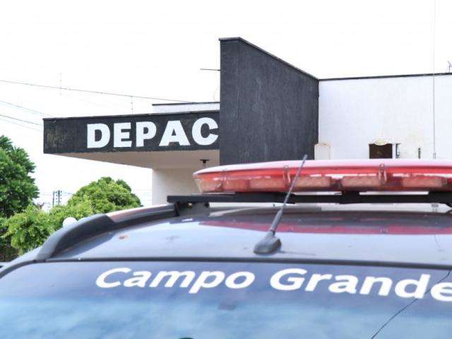Briga entre vizinhas termina com casa incendiada e duas presas
