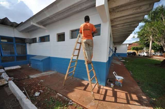 Presos atuam na reforma de batalh&atilde;o que foi entregue hoje pela Sejusp