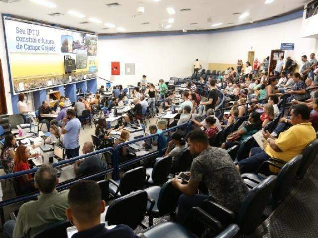 Contribuintes recebem carn&ecirc;s para iniciar renegocia&ccedil;&atilde;o de d&iacute;vidas