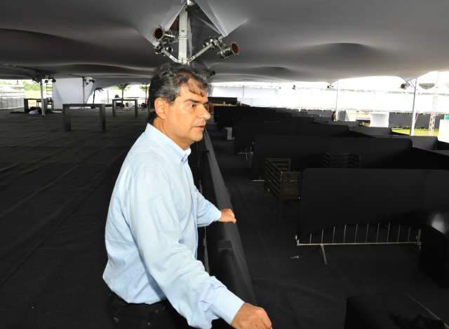  Prefeito visita local de show e diz que estimativa de preju&iacute;zos sai ainda hoje