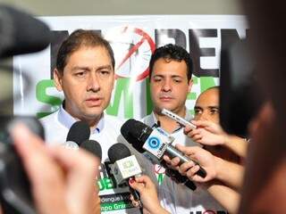 Prefeito Alcides Bernal acusa vereadores de engessar sua administração. (Foto: Luciano Muta)