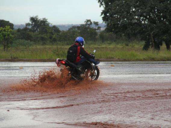 Abril teve cidade com 236 mil&iacute;metros de chuva e frio de 5&deg;C em MS