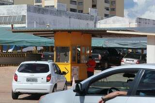 Na área que pertence à Saad, hoje funciona um estacionamento comum (Foto: Marcos Ermínio) 