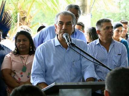 Governador faz entrega de equipamentos em Itaquiraí e Ponta Porã