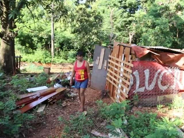 Dias de sol s&atilde;o de al&iacute;vio para quem vive em favela, com medo da chuva