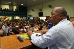 Com maior sal&aacute;rio do Estado, professores entram em greve nesta 5&ordf;