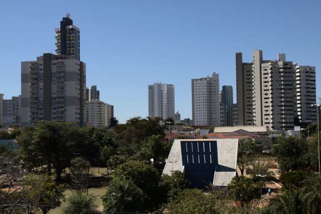 Domingo ser&aacute; de temperaturas altas e pancadas de chuva em Mato Grosso do Sul