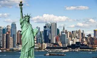 A Estátua da Liberdade é o que logo vem à mente de quem viaja para Nova York, mas a cidade é muito mais do que monumentos