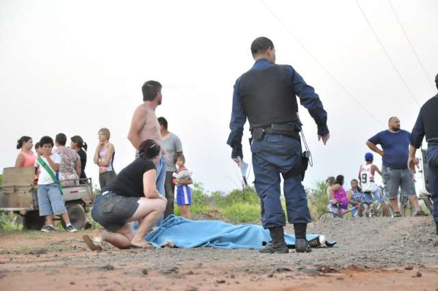 Rapaz de 16 anos &eacute; assassinado e deixa namorada gr&aacute;vida no Noroeste