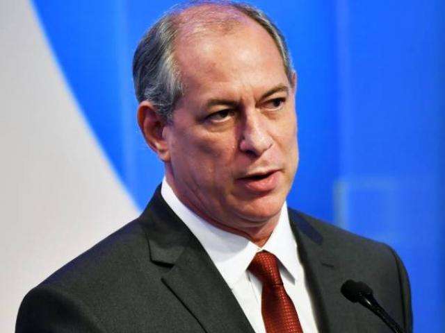 Ciro Gomes &eacute; internado e passa por exames no Hospital S&iacute;rio-Liban&ecirc;s