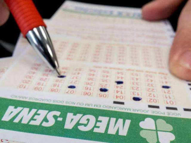 Mega-Sena acumula e deve pagar R$ 4,5 milh&otilde;es em sorteio deste s&aacute;bado