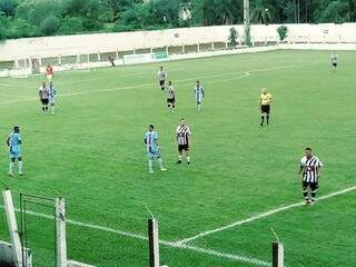 Jogo ocorreu no estádio Chavinha, na cidade de Itaporã (Foto: Reprodução/Facebook)