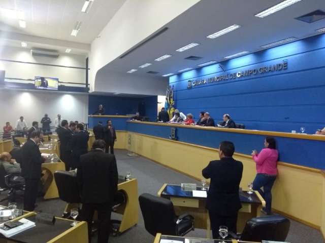 Ap&oacute;s empate, C&acirc;mara aprova Parada LGBT no calend&aacute;rio da Capital