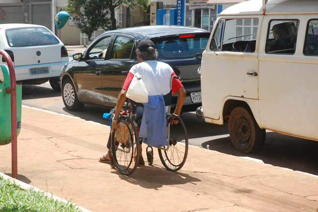  Para condutores, regulamenta&ccedil;&atilde;o soluciona problema com flanelinhas