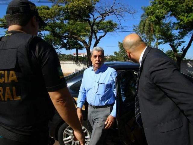 TRF concede liminar livrando ex-governador de fian&ccedil;a e tornozeleira