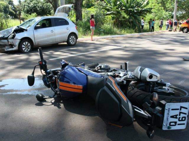 Mulher tem perna decepada em acidente no Parque dos Laranjais