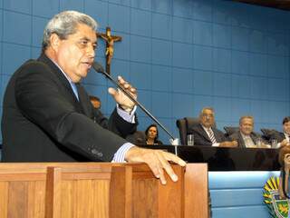 Governador chamou a atenção de cinco deputados durante sessão solene(Foto: Divulgação/Edemir Rodrigues)