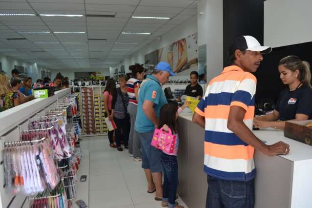 Grandes empresas geraram 48% dos empregos formais em MS em 2015