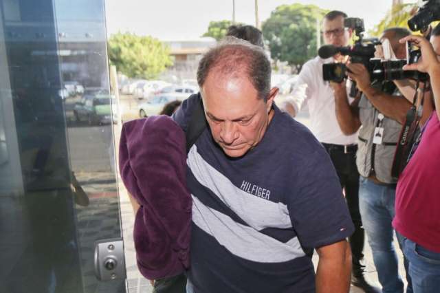 Giroto se apresenta, diz que &quot;confia na Justi&ccedil;a&quot; e que momento &eacute; &quot;dif&iacute;cil&quot;